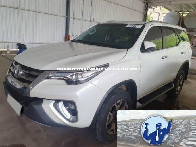 TOYOTA HILUX SW4 20/20